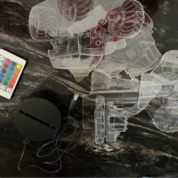 LED Colour Changing Tractor Night Light - Picture 3 of 6